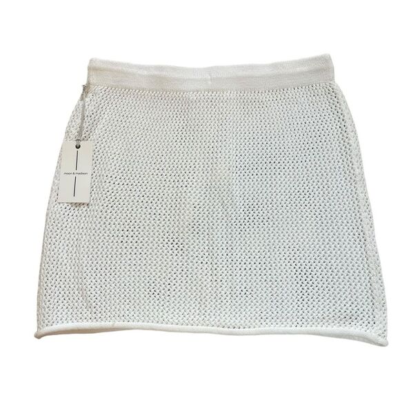 Moon and Madison Open Knit Mini Skirt In Cream Womens Size Large NWT - Picture 5 of 10